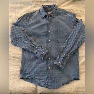 J. Crew - Long Sleeve Button Down - Large - Classic Fit - Light blue plaid